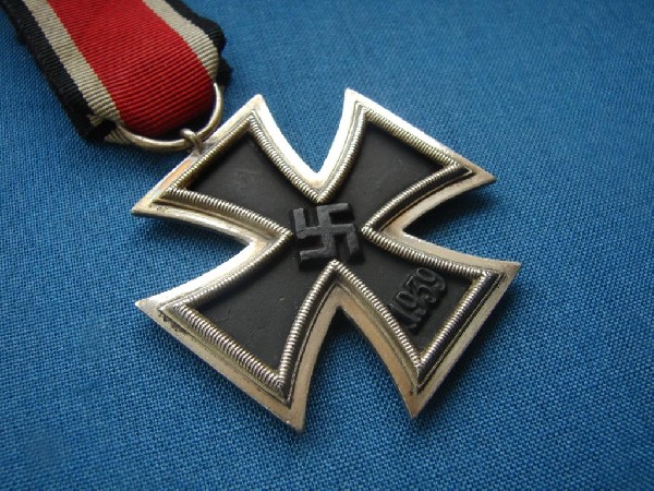 Kupie Odznaczenia,odznaki,medale,ordery Stare Wojskowe Telefon 694-972-047